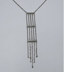 Сребърно висящо колие с циркони