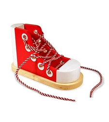 Дървена обувка с връзки Melissa and Doug 13018