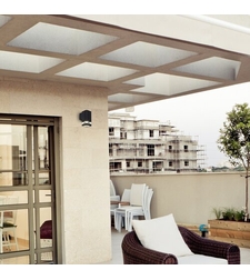 Модерен външен аплик Sintra в мат-черно и IP44 защита