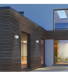 Компактен бял LED аплик Mataro 7W – модерно фасадно осветление с естествена светлина