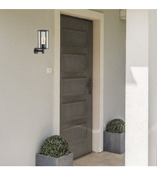 Класически външен аплик Dubrovnik E27 – елегантно фасадно осветление с прозрачно стъкло и IP44 защита