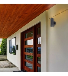 Външен аплик Medina в мат-черен цвят – минимален двупосочен светлинен ефект