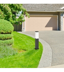 Модерен външен стълб Bonn E27 – стилно градинско осветление с IP44 защита