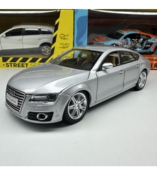 Метална кола с отварящи се врати и капаци MSZ Audi A7 1:24