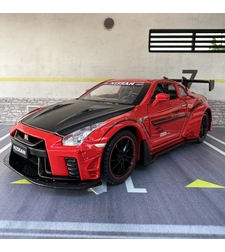 Метална кола с отварящи се врати, светлини и звуци Nissan GT-R Nismo 1:24