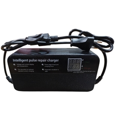 Зарядно за електрически скутер   12V/32AH  13190 /компютърна букса/