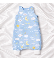 Бебешки спален чувал с крачета - сини облаци