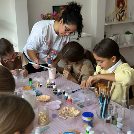 Творческа работилница за еко смола – подходяща за малки и големи