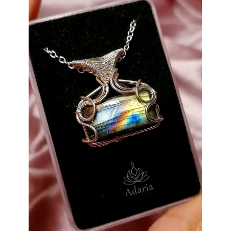 Сребърно колие с Лабрадорит