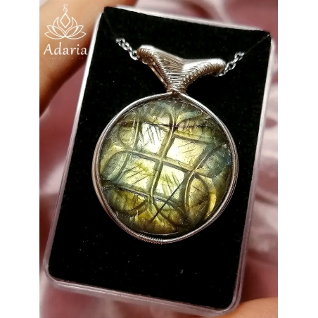 Сребърно колие с Лабрадорит