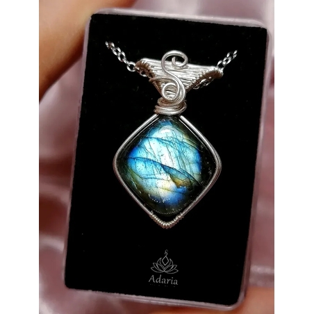 Сребърно колие с Лабрадорит