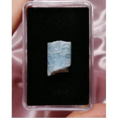 Аквамарин - необработен