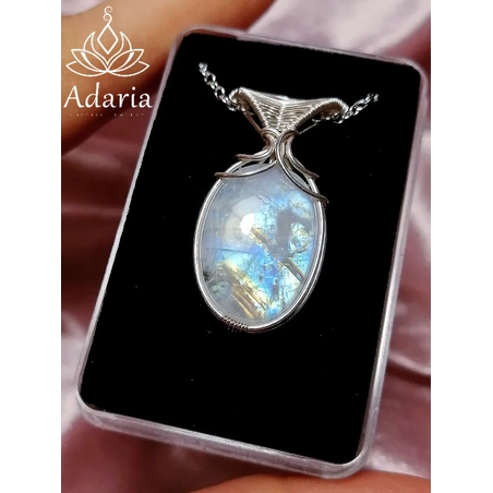 Сребърно колие с Лунен камък