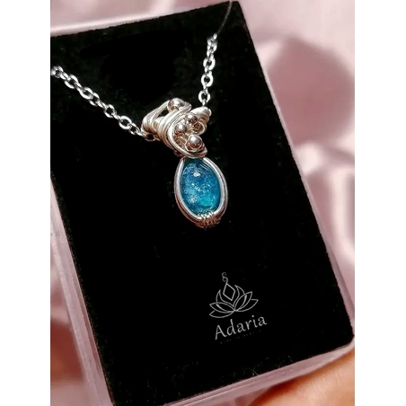 Сребърно колие с Апатит