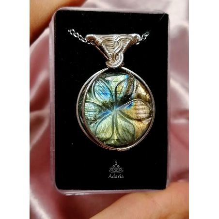 Сребърно колие с Лабрадорит