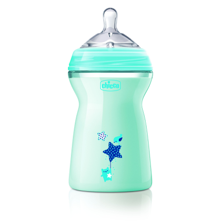 CHICCO Шише Natural Feeling РР 6м+ 330 мл. за момче