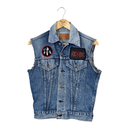 Levi's AC/DC Vest (36)