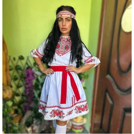 рокля с етно мотиви 22