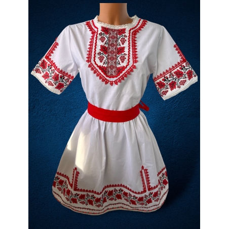 рокля с етно мотиви 31