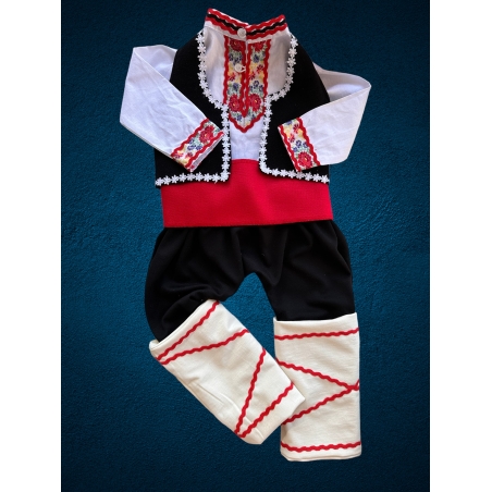 Народна носия Момче  4