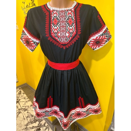 рокля с етно мотиви 11