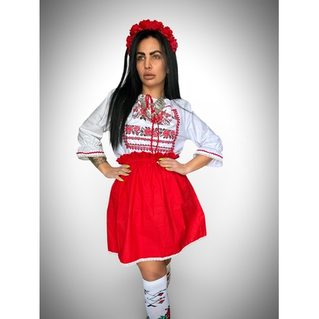 Пола и риза с етно мотиви 40