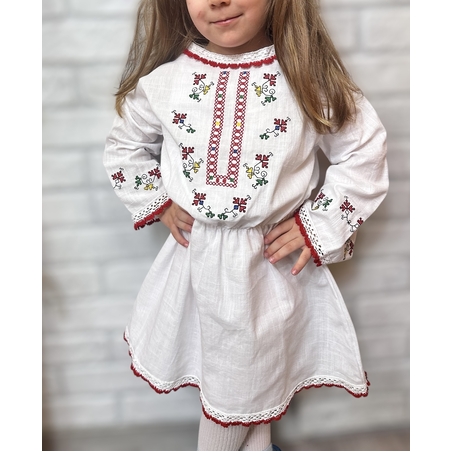 Кенарена риза с бродерия