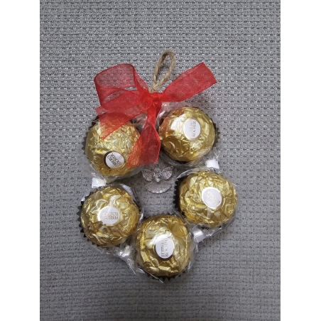 Играчка за закачане с бонбони Ferrero Rocher