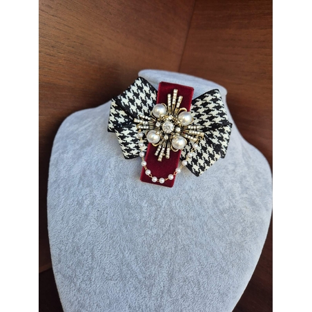 Burgundy  Mini Brooch