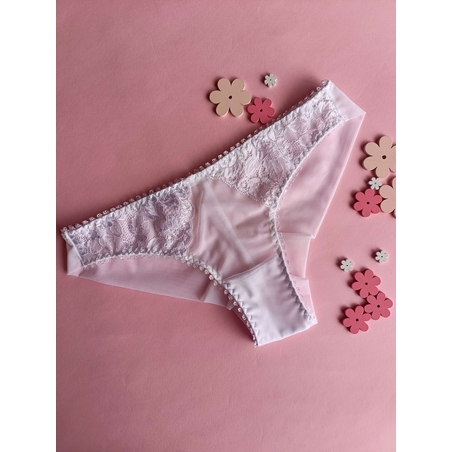 Луксозна дамска бразилиана Alegra от дантела и еластичен тюл