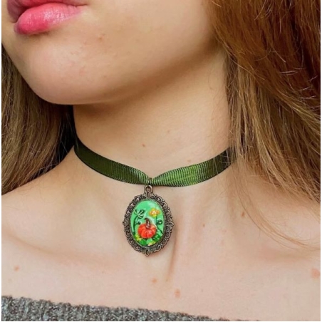 Pumkin choker