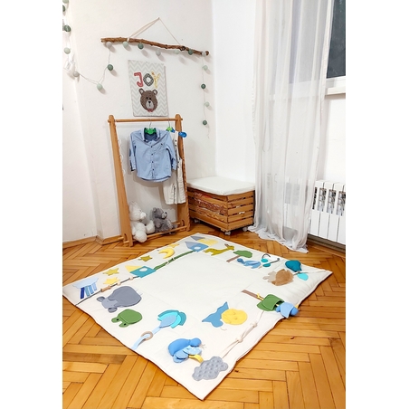Активно килимче за бебе 120х120см. къщички в синьо