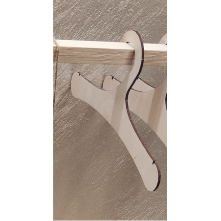 Закачалка за гардеробче 