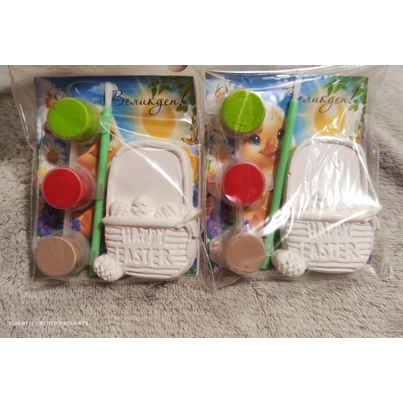 Великденски комплект кошнички или морковче с четка и 3бр.боички