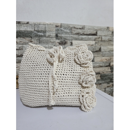 Ръчно Плетени Чанти с 3D Рози