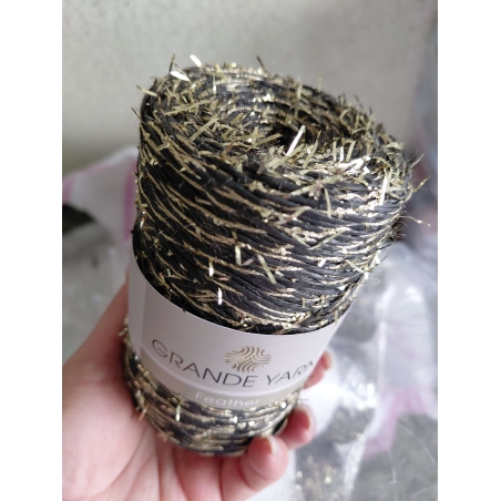 FEATHER 10/ЧЕРНО ЗЛАТО