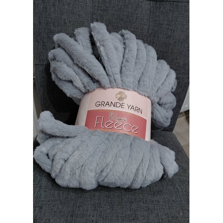 GRANDE YARN/POLIPUFF FLEECE 5
