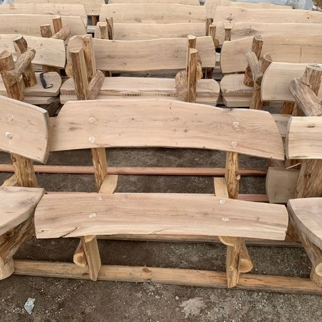 Градински дъбови пейки