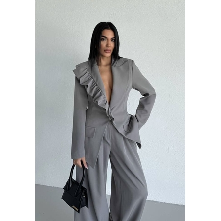 “ Grey Statement” – костюм сако и панталон