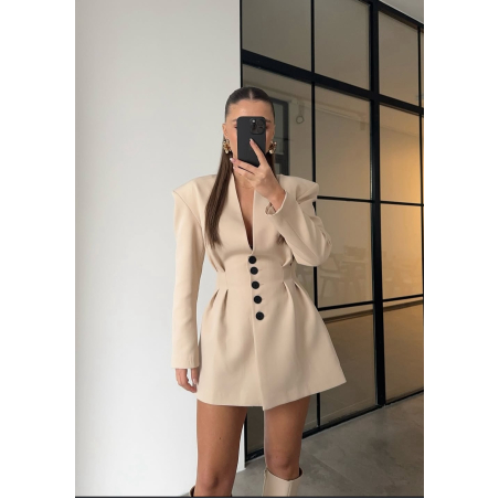 Елегантен костюм 