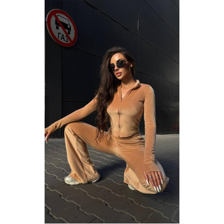 Velour Chic  Beige - спортен екип от кадифе