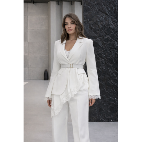 “Ivory Elegance” – костюм 3 части