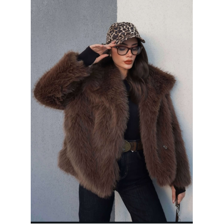 MOCHA палто от еко косъм