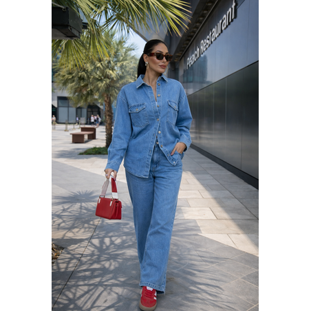 Дънков комплект от овърсайз риза/яке и широки дънки