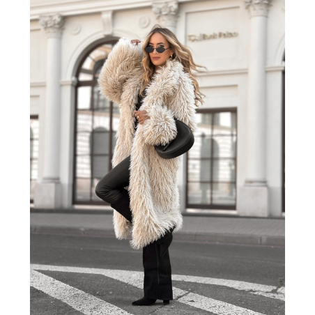 Alpina beige – дълго палто тип мондолска вълна