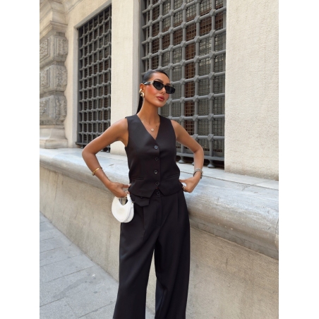 Класически костюм от елек и дълъг панталон Black