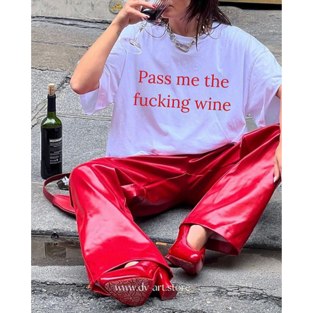 “Pass the wine” тениска