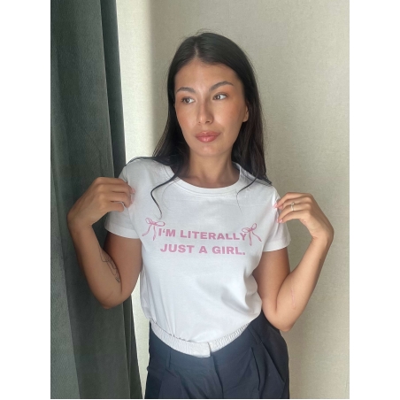 “I’m just a girl” тениска