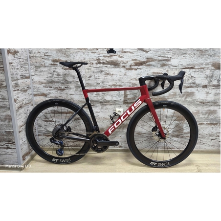 Focus Izalco Max Ultegra Di2 Disc DT Swiss ARC 1450 DiCut | 56