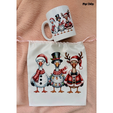 Коледен сет от сатенена торбичка и чаша  